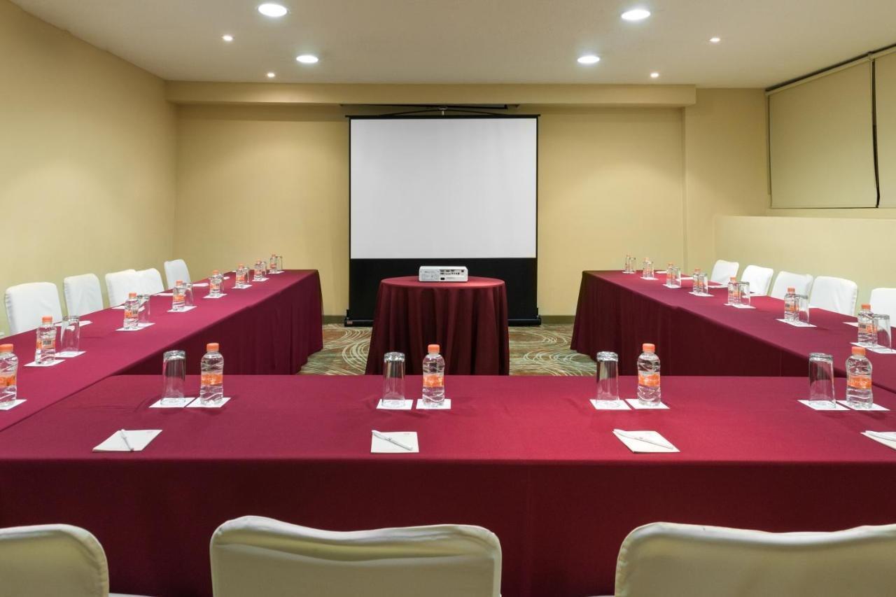 Krystal Hotel Monterrey