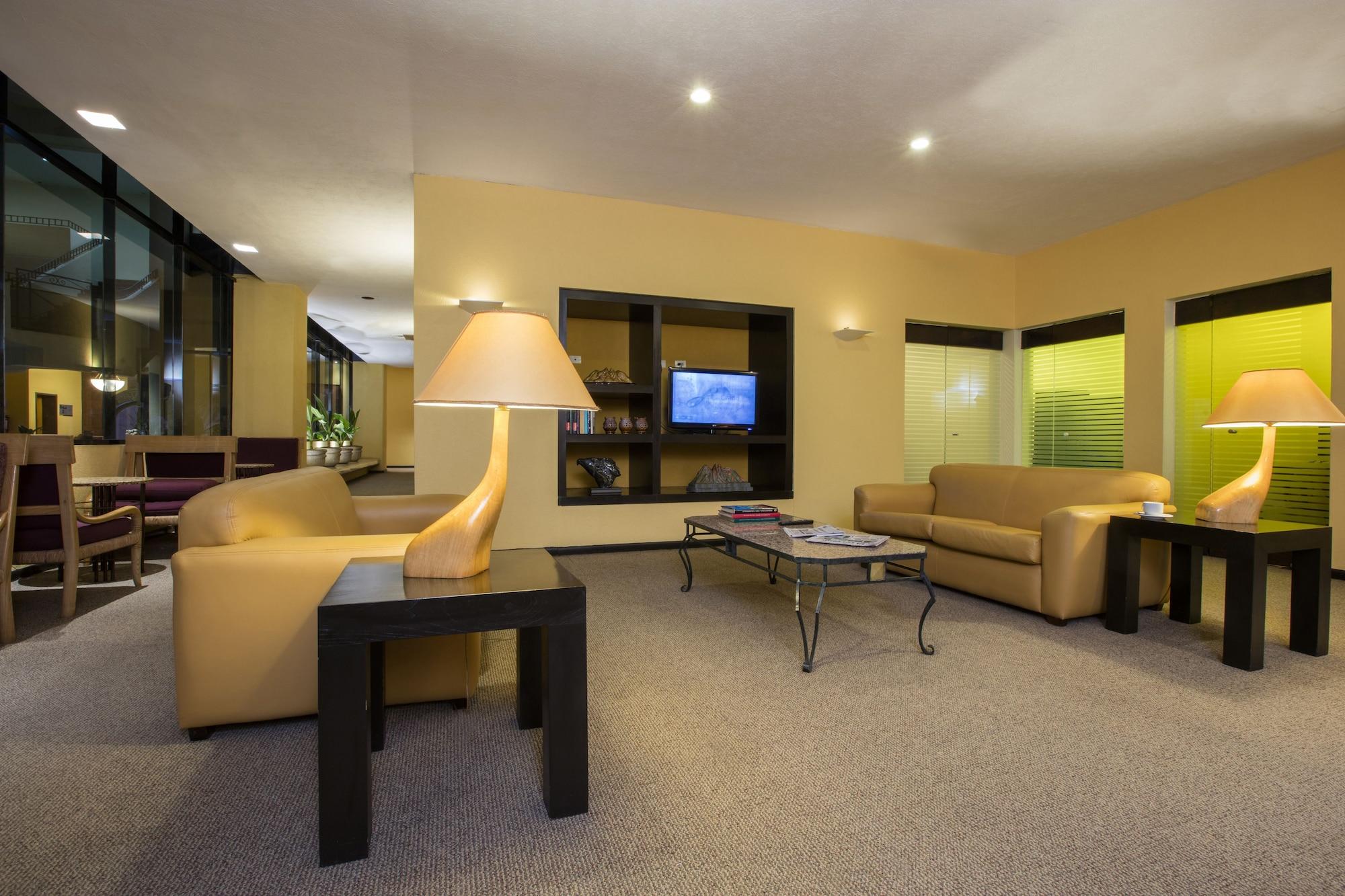 Krystal Hotel Monterrey