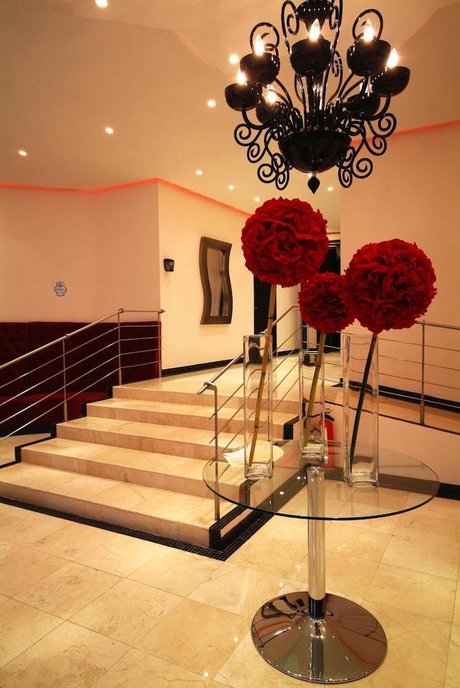 Hotel Baruk Teleferico Centro Historico 5*