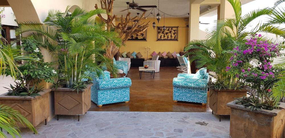 Bed & Breakfast De Flores 4*