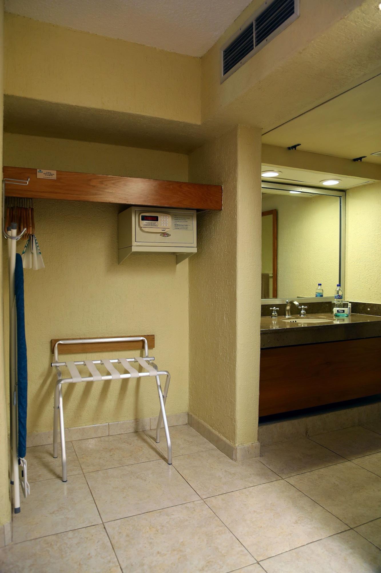 Hotel Jaragua 4*