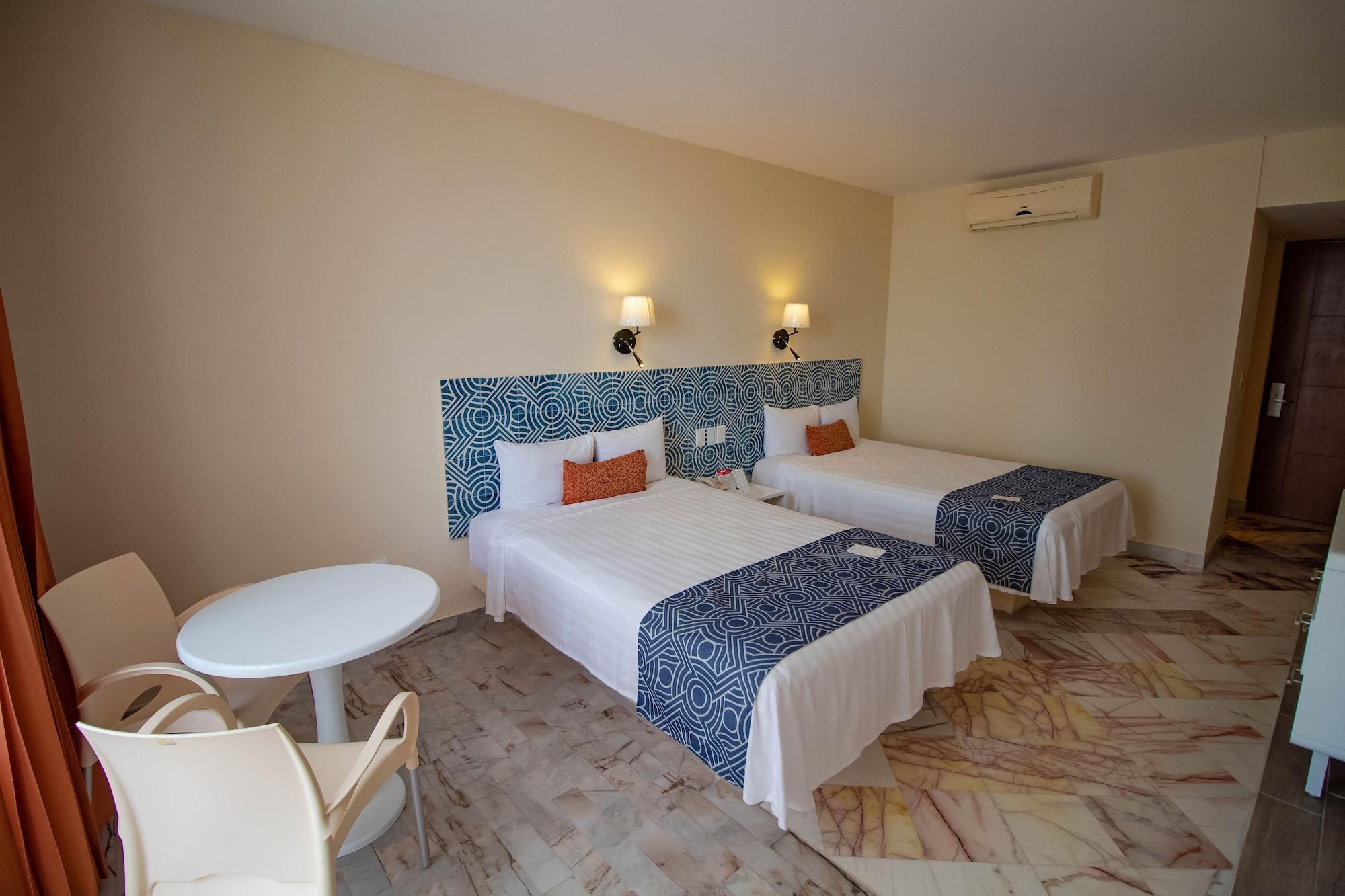 Oceano Palace Mazatlan