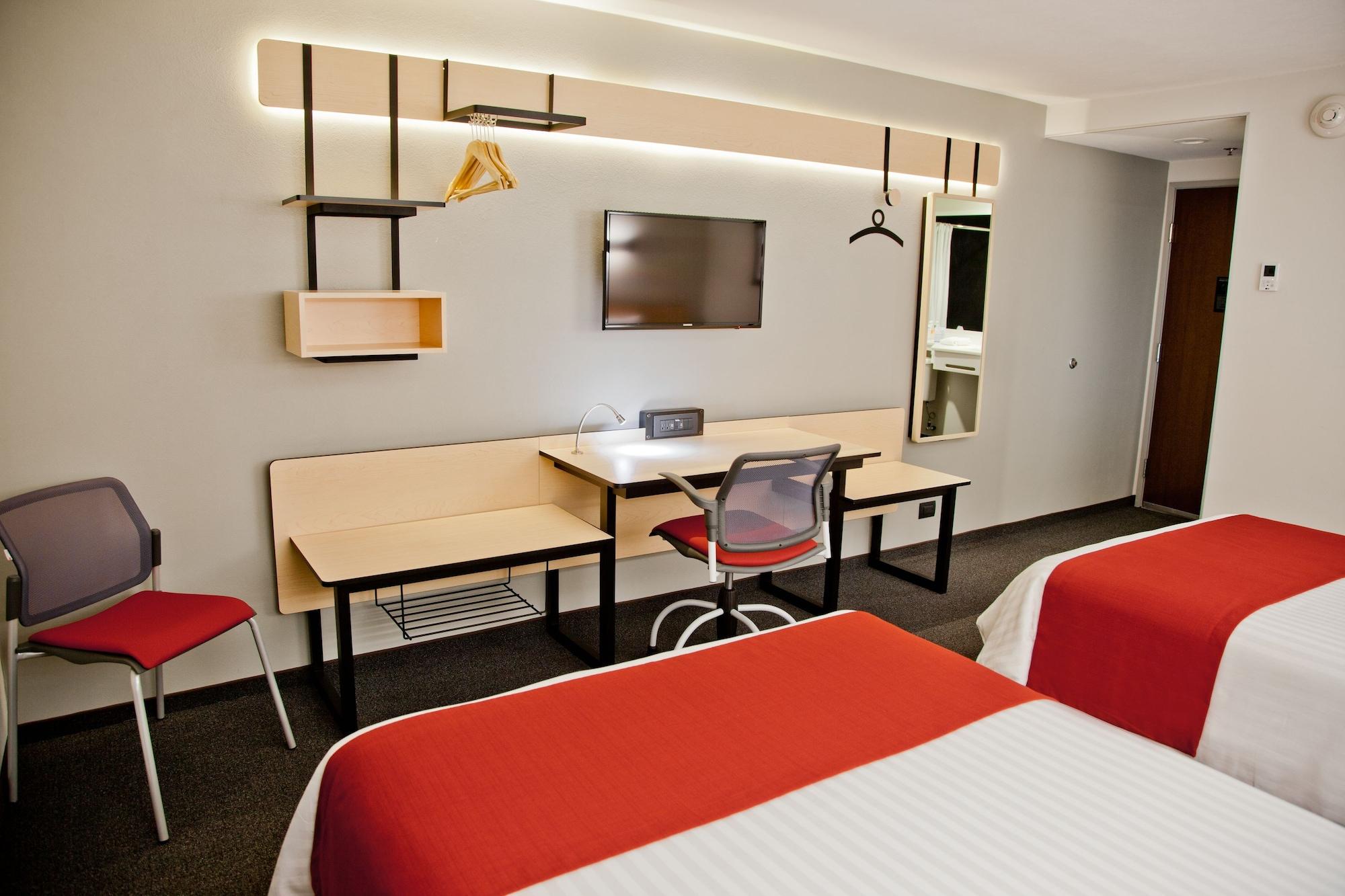 Hotel Express By Marriott Toluca