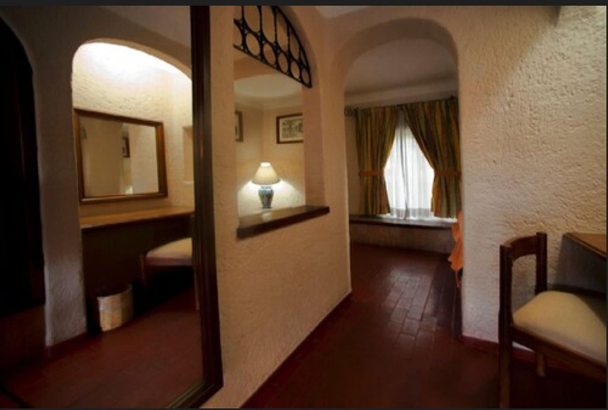 Hotel Arqueologicas 3*