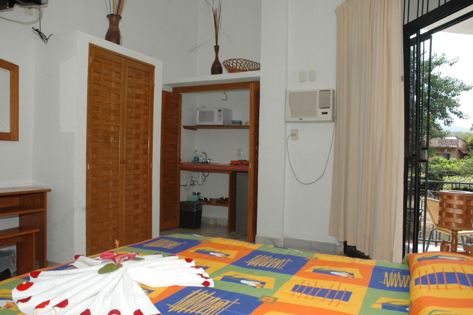 Hotel Mercedes Zihuatanejo