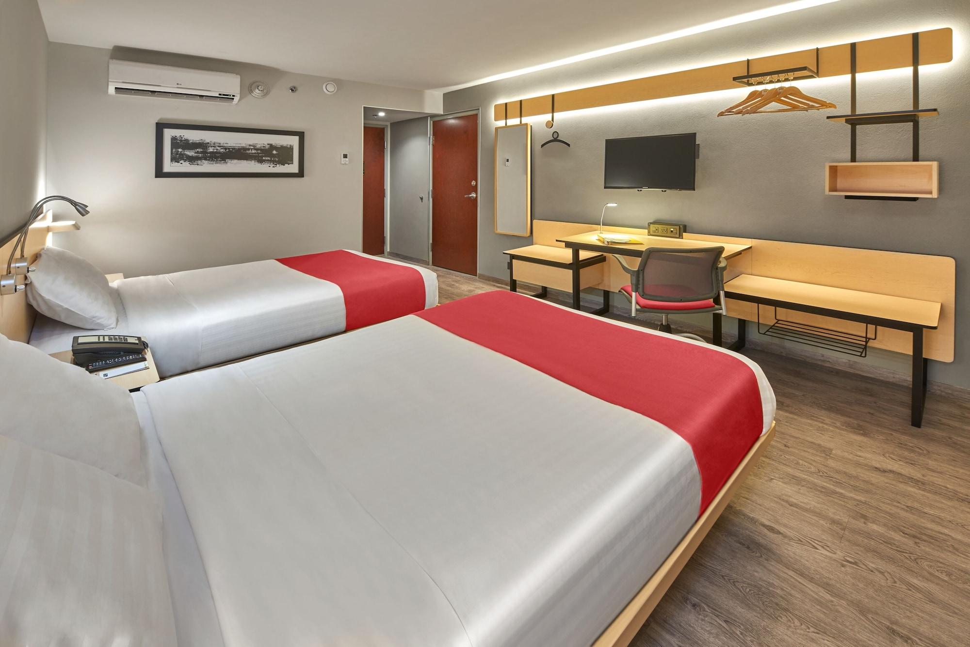 City Express By Marriott Chihuahua Hotel