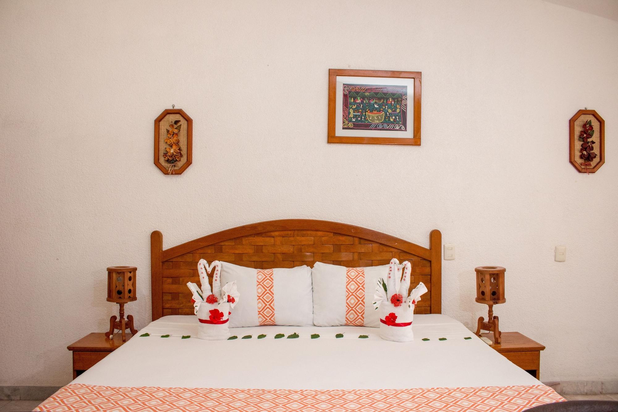 Mercedes Hotel 3*
