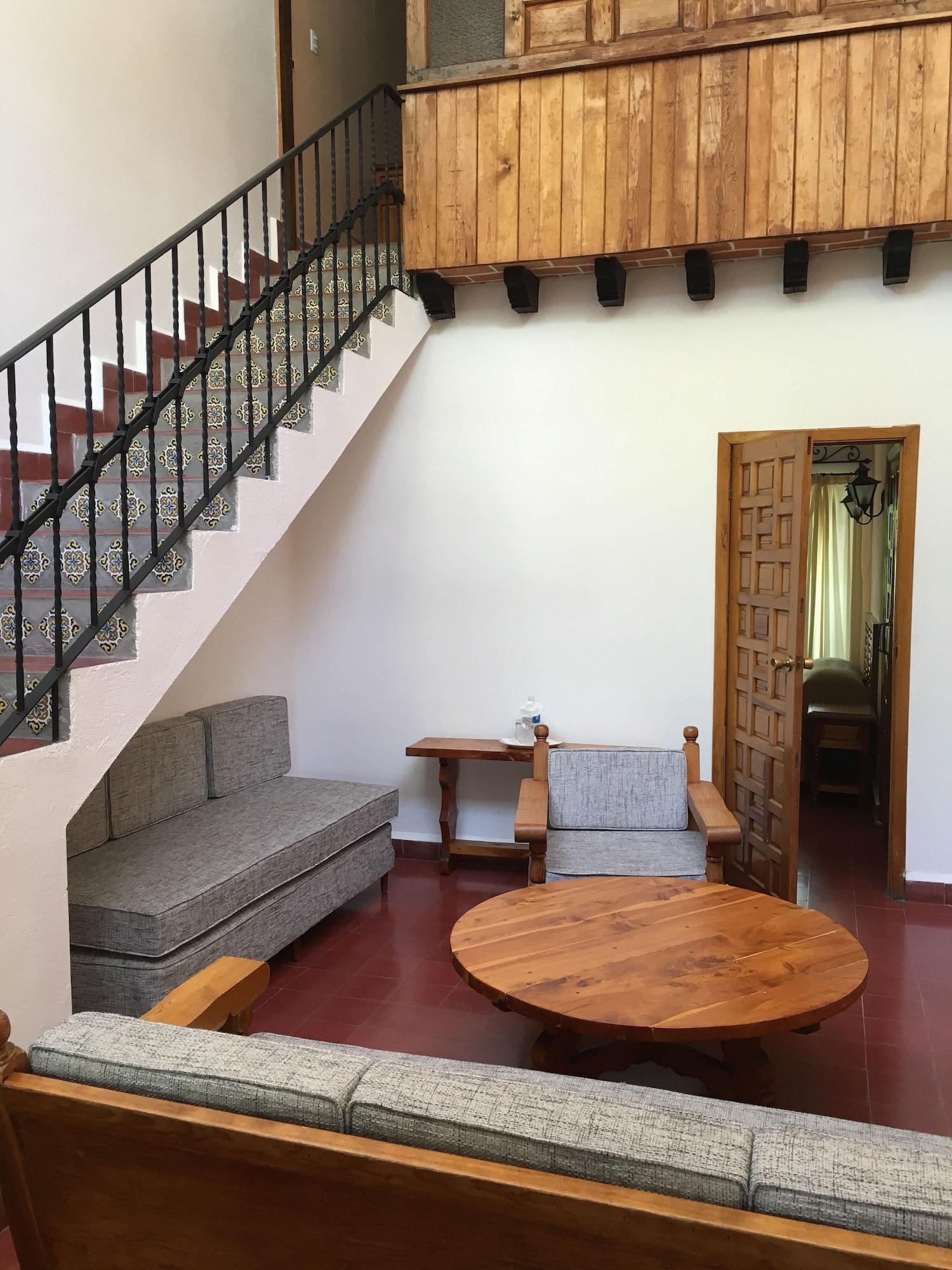 Hotel Rancho Atascadero 4*