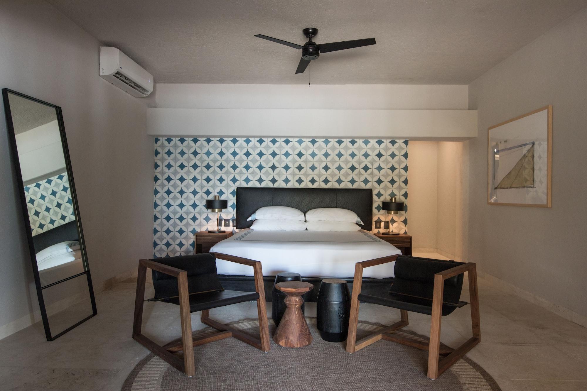 Hotel Thompson Zihuatanejo, A Resort, By Hyatt