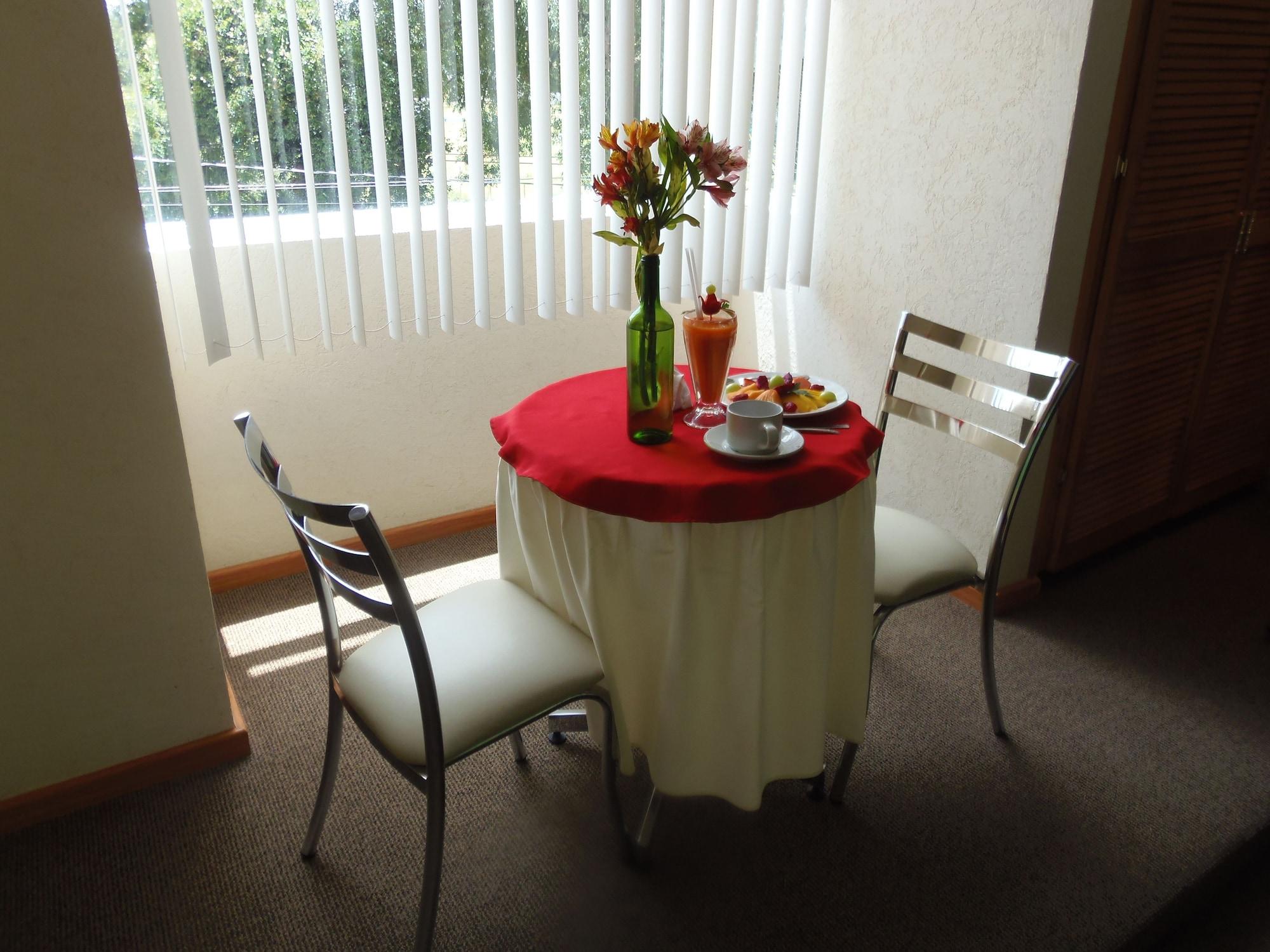 Senorial Hotel 4*