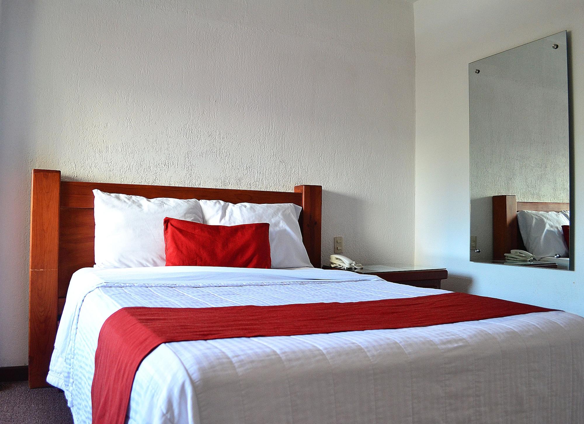 Hotel Campestre Leon