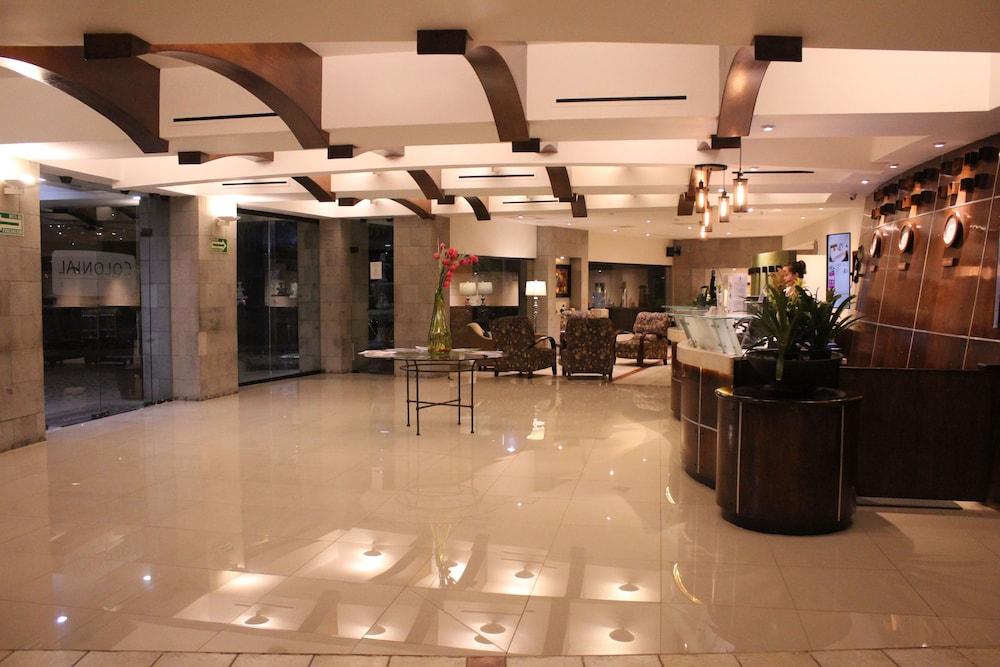 Colonial Hotel 3*