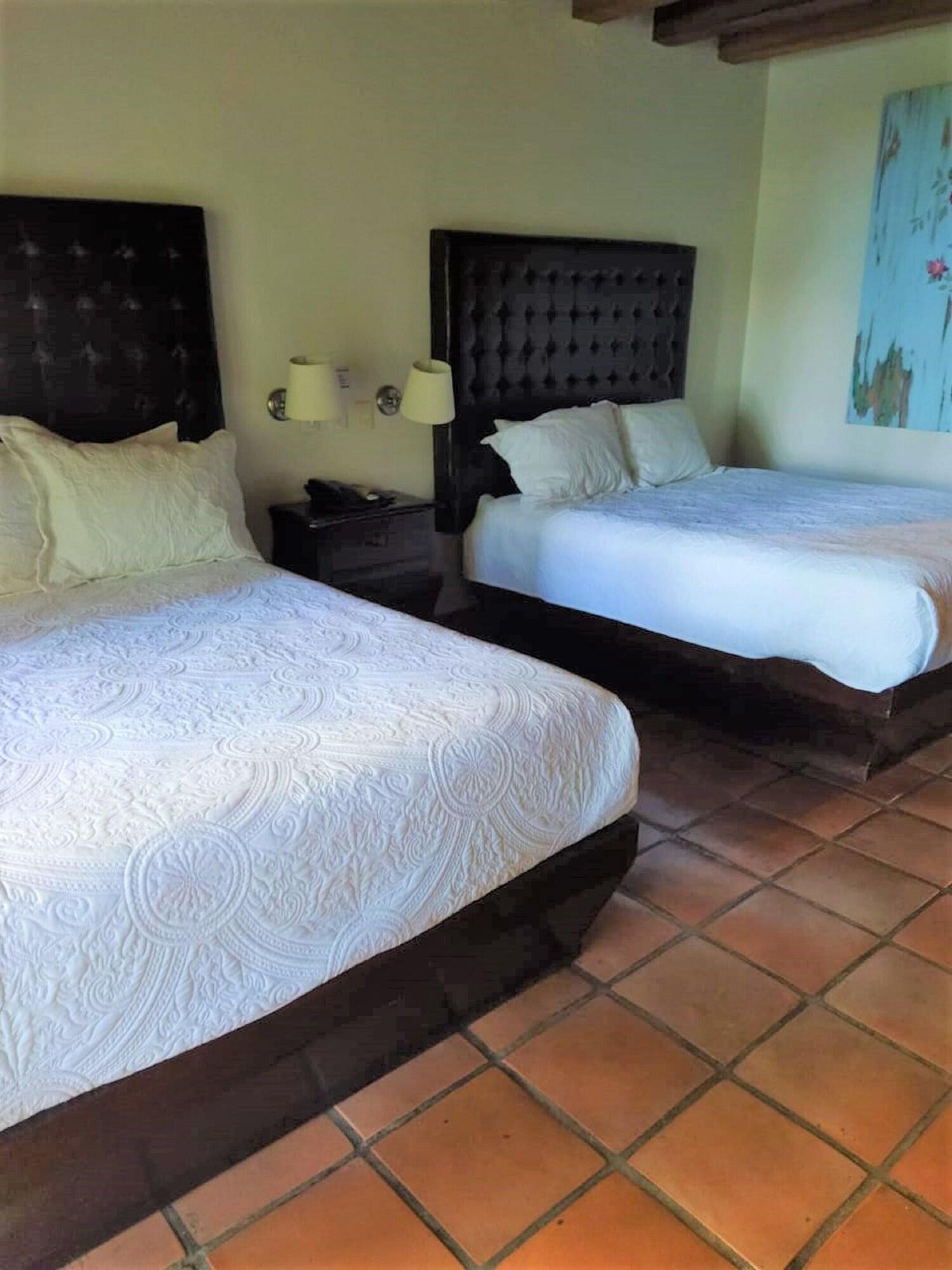Hotel Quinta San Carlos 3*