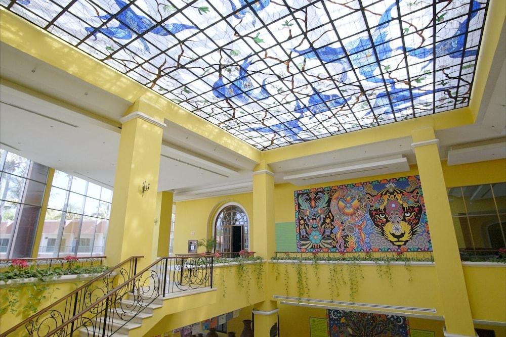 Hotel Nk Nekie 4*