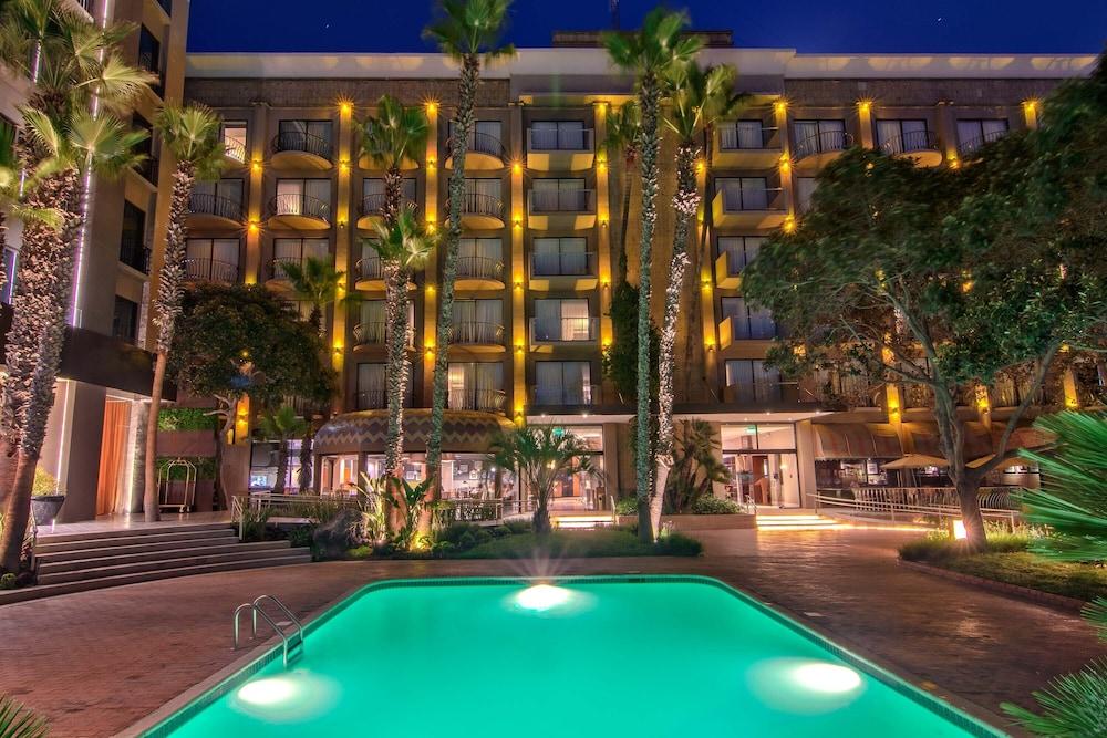 Lucerna Hotel 4*