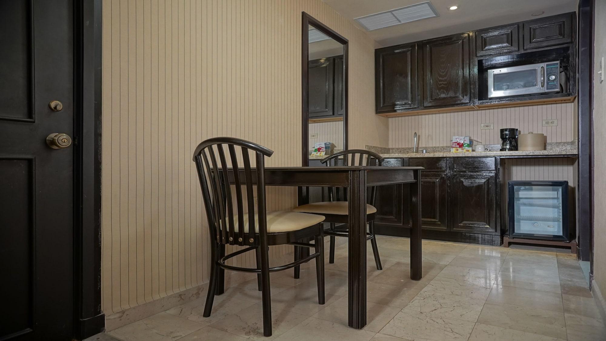 Four Points By Sheraton Hotel