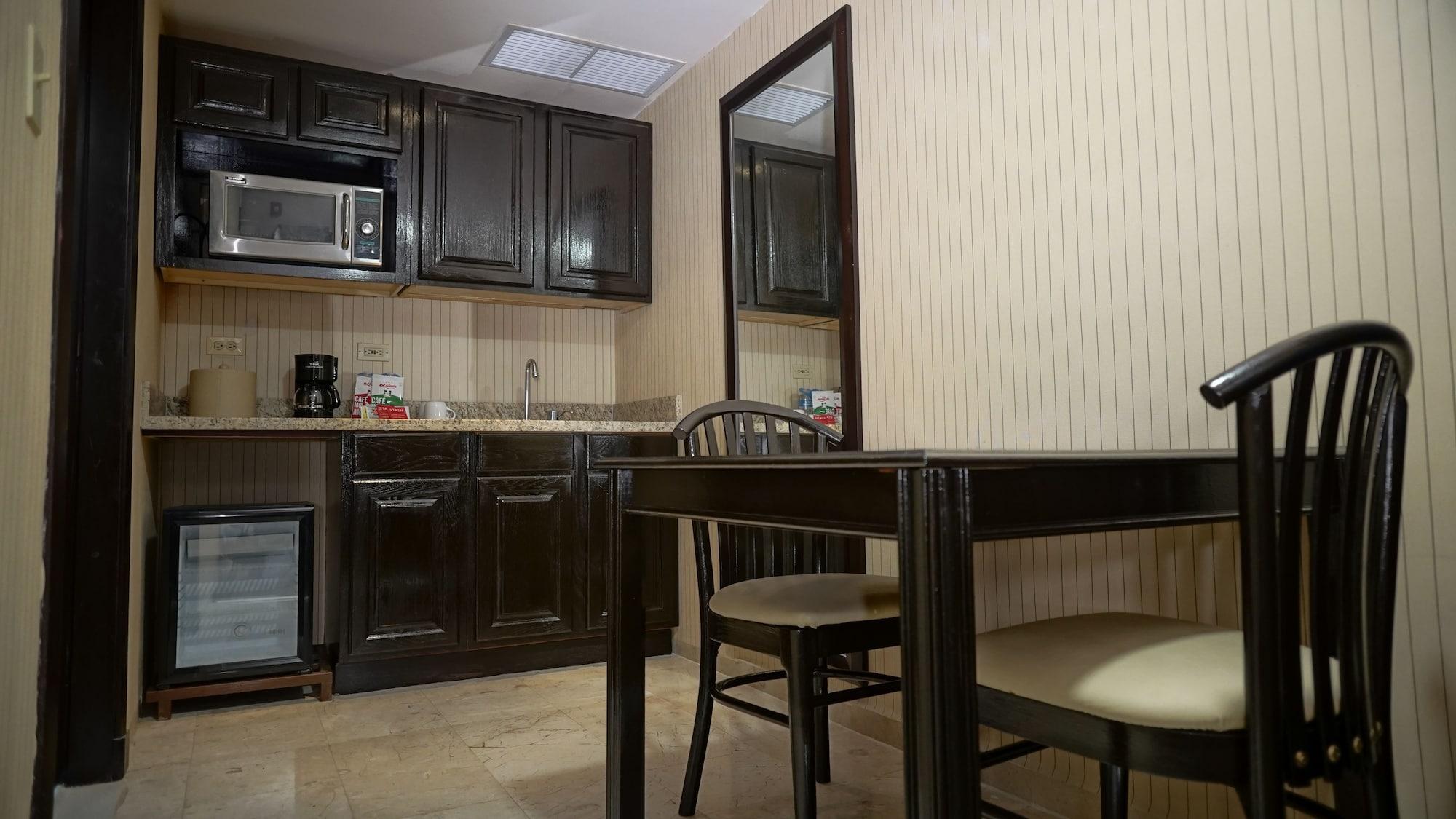 Hotel Four Points By Sheraton 3*