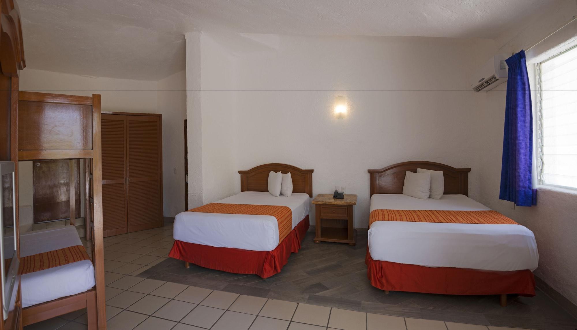 Resort Vista Playa De Oro 4*