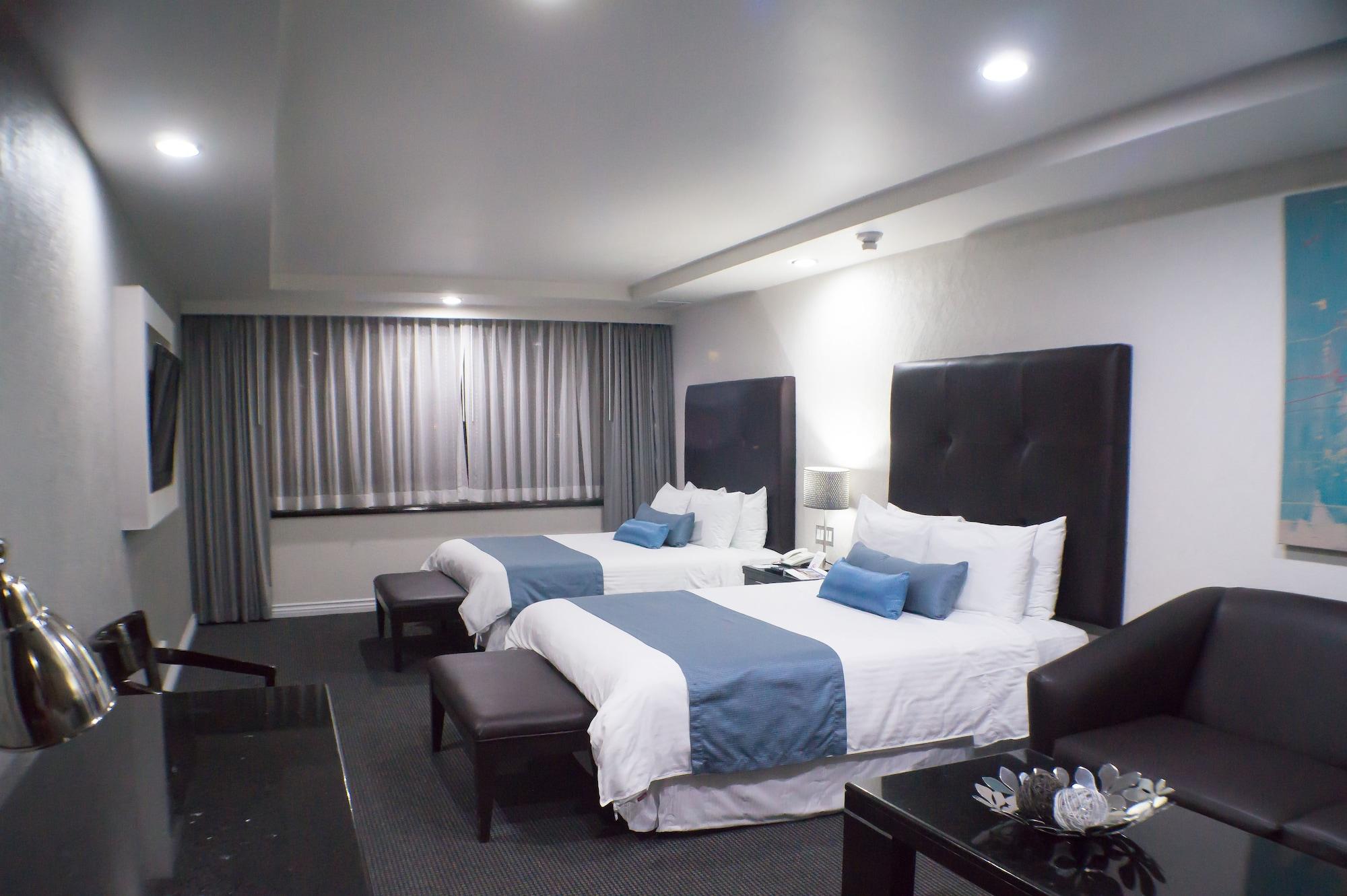Pueblo Amigo Plaza Y Casino 4*