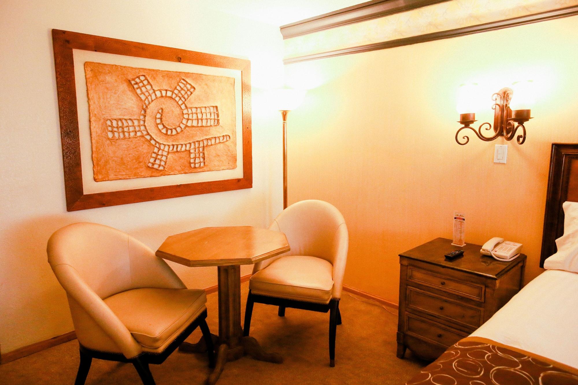 Hotel Business & Maria Bonita 4*
