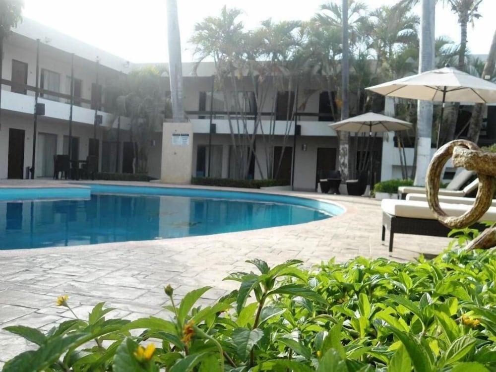 El Dorado Hotel 4*