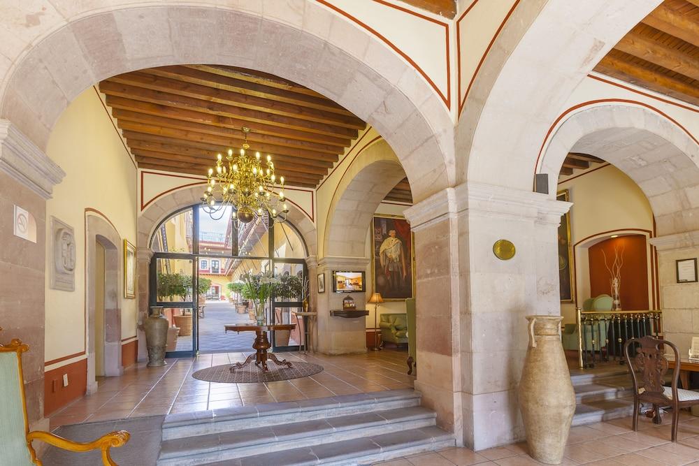 Hotel Meson De Jobito 5*