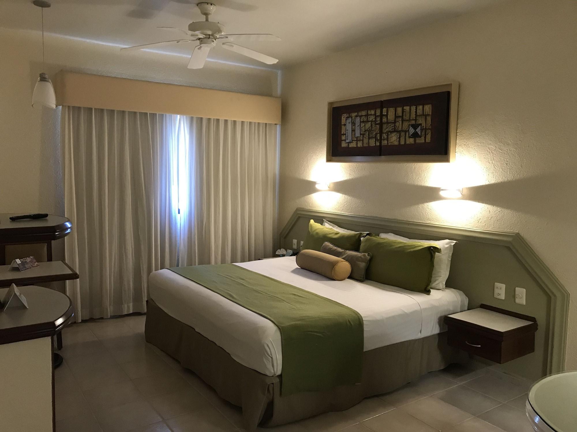 Olas Altas & Hotel Mazatlan