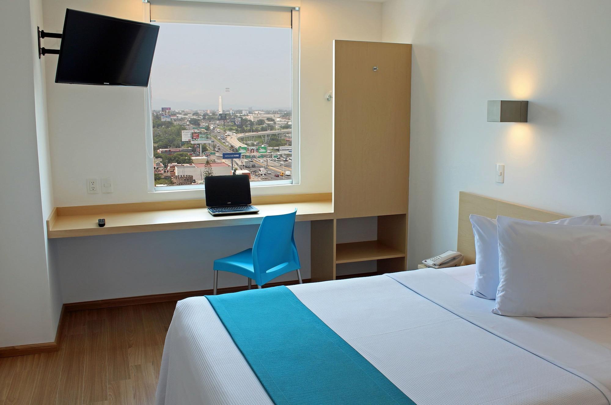 Hotel One Poliforum 3*