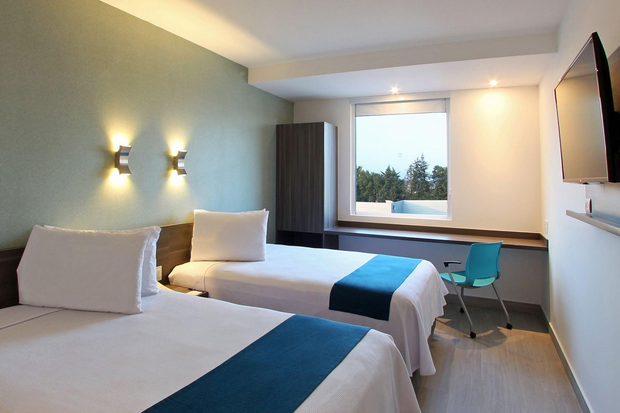 Hotel One Poliforum 3*