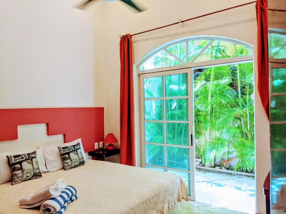 Castillo Playacar: Large Group Beachfront With Rooftop Pool Playa del Carmen