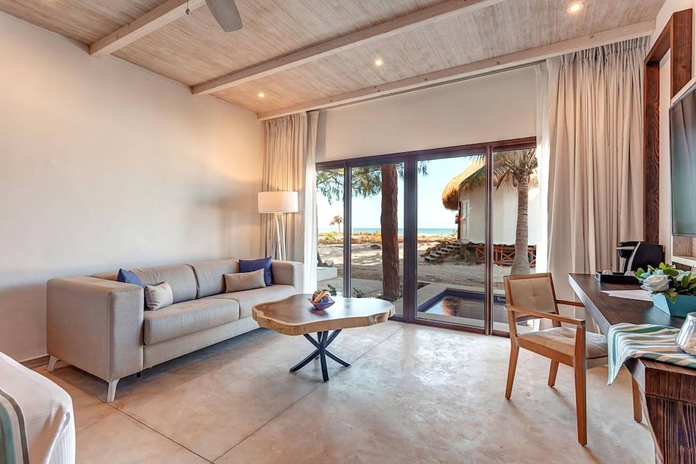 Hotel Mystique By Royalton, A Tribute Portfolio 5*