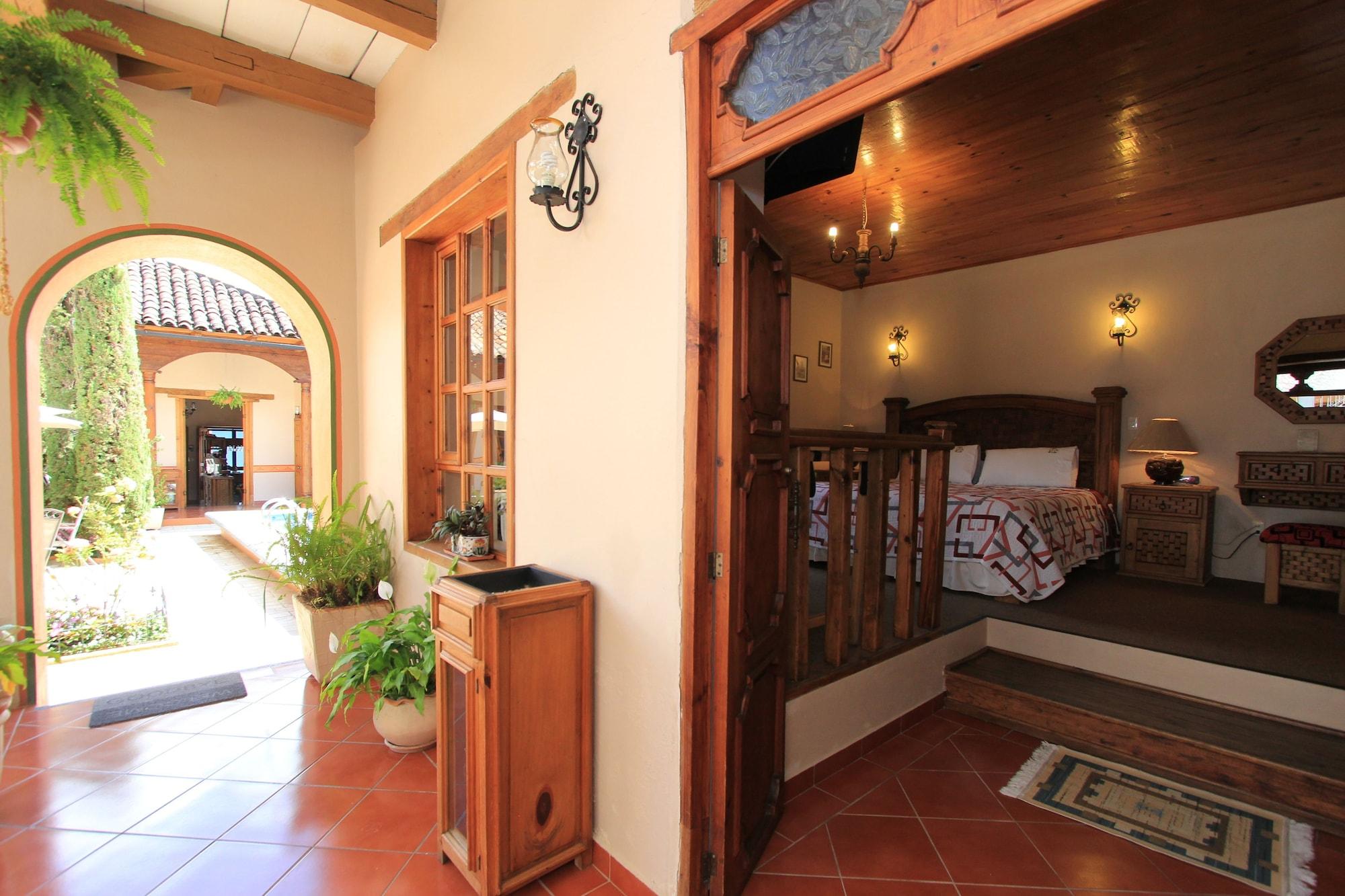 Hotel La Casa De Mama 3*