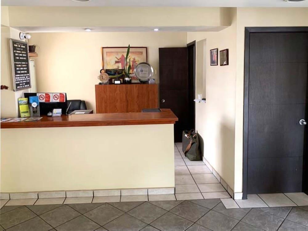 Don Fernando Hotel 3*