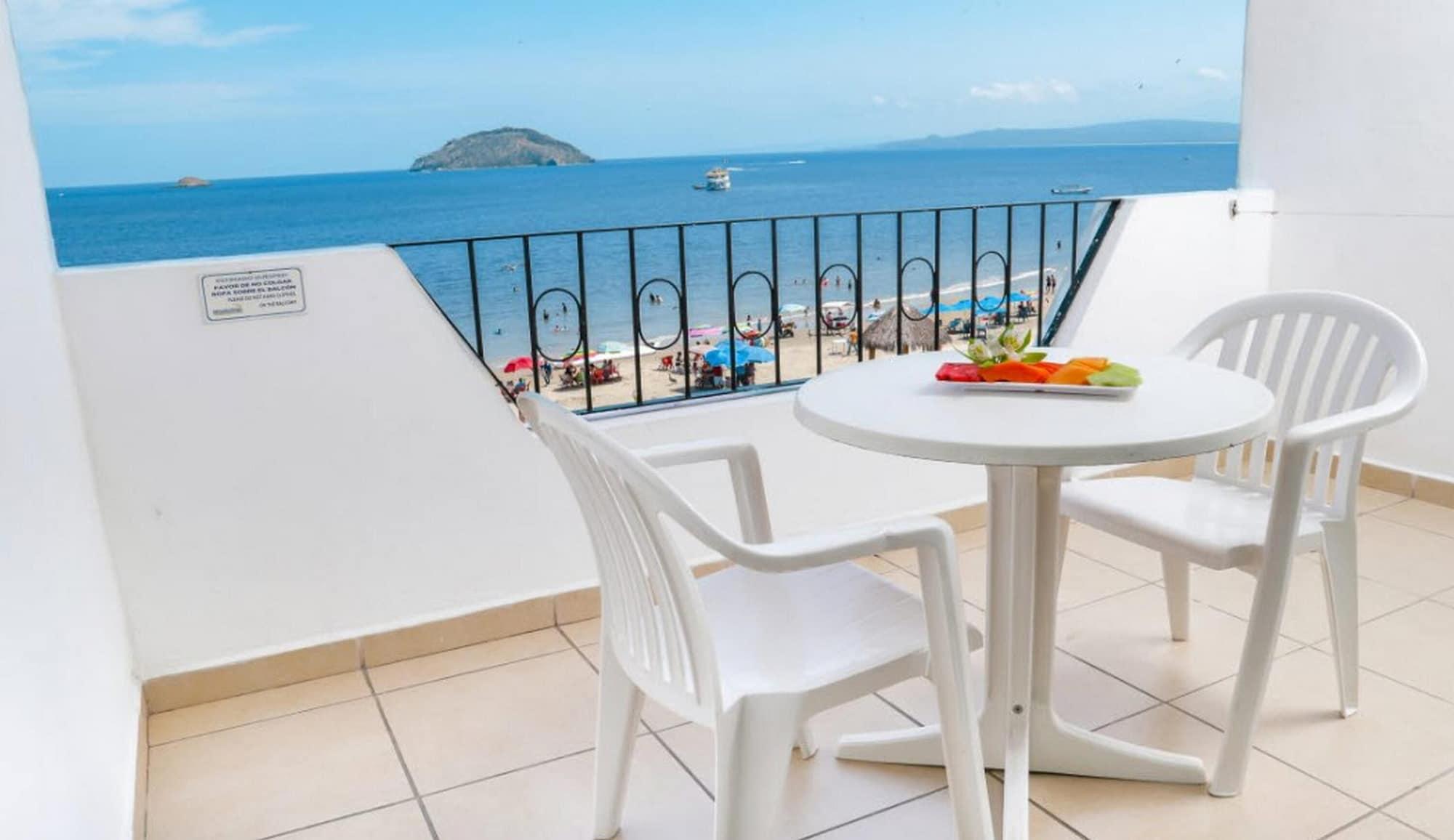 Hotel Costa Alegre &