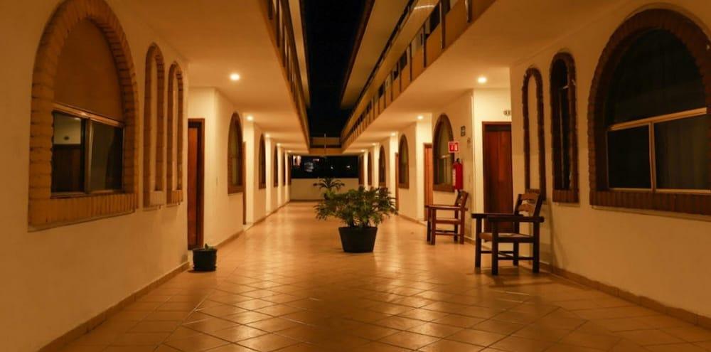 Hotel Costa Alegre & 4*