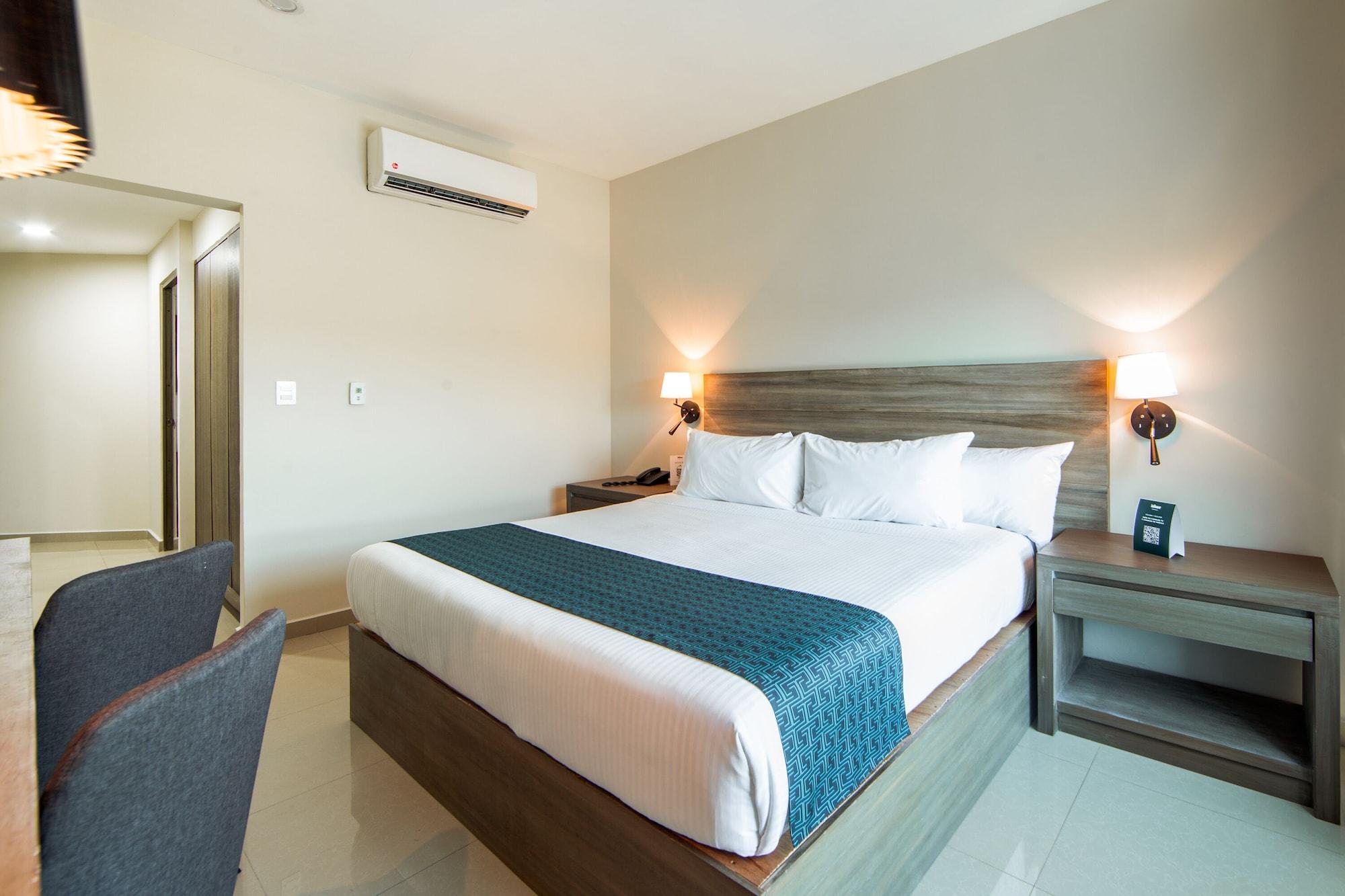 Inhouse Hotel 4*