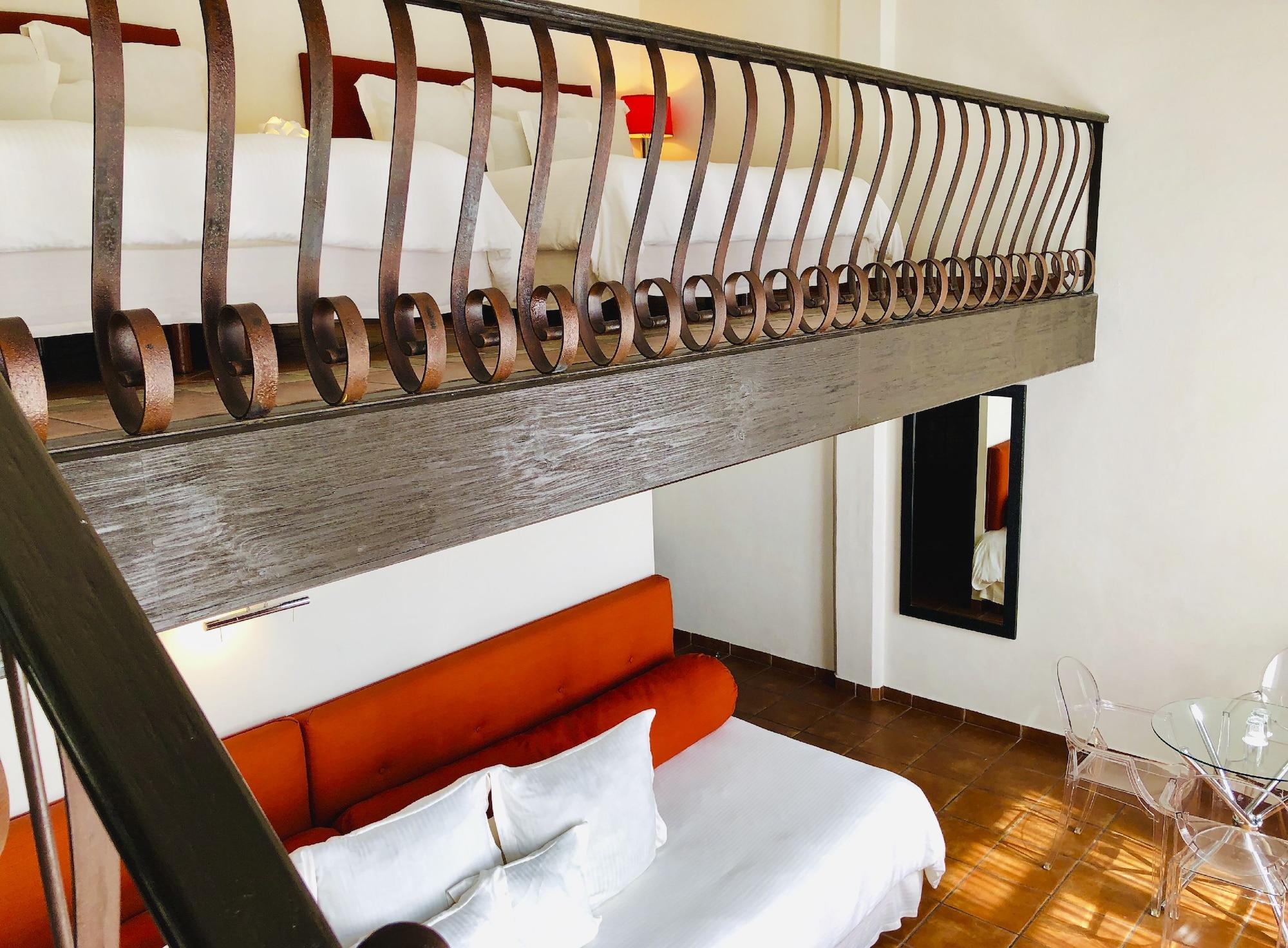 Herencia By Hosting House 4*
