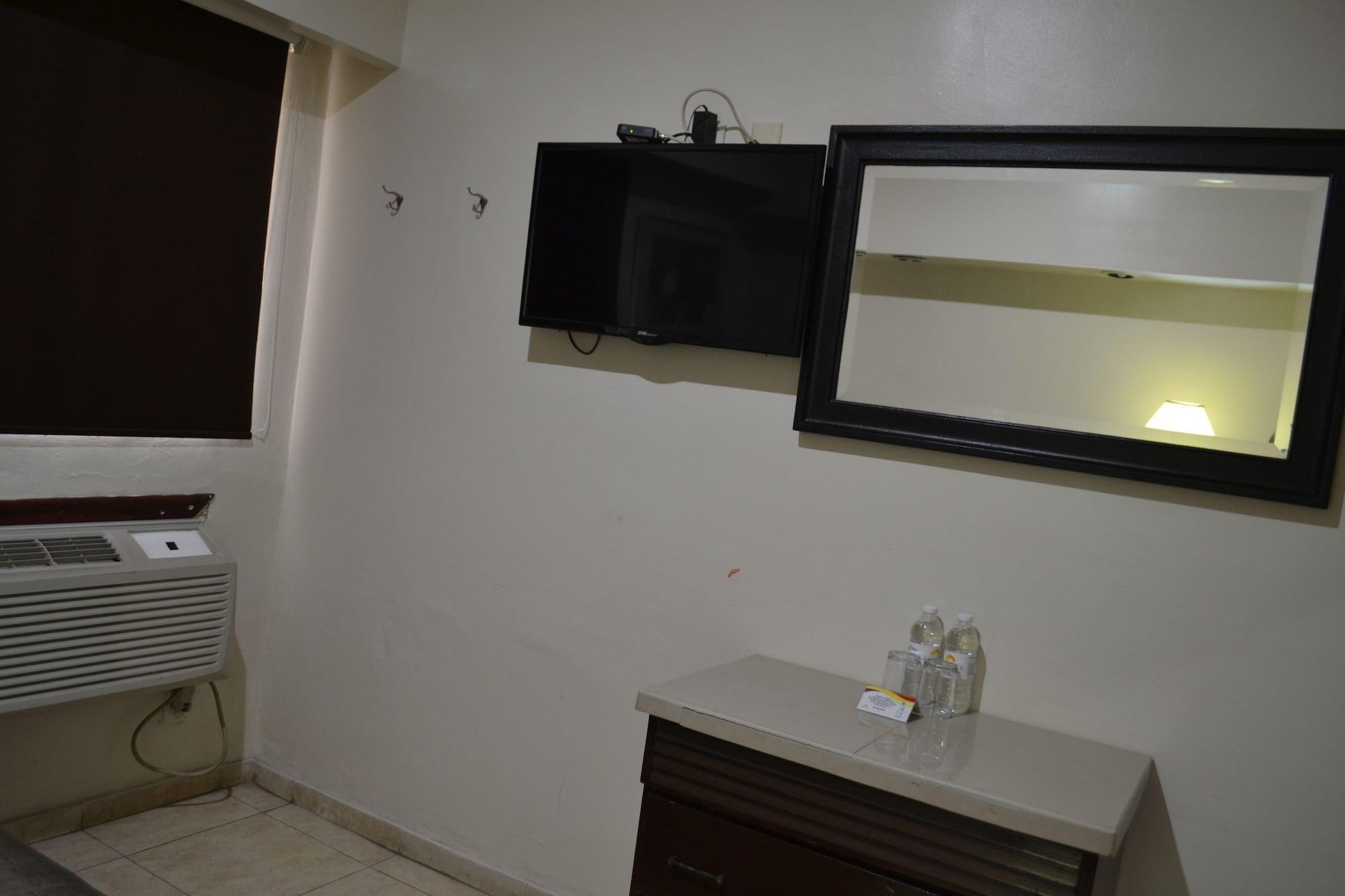 Hotel America Centro 3*