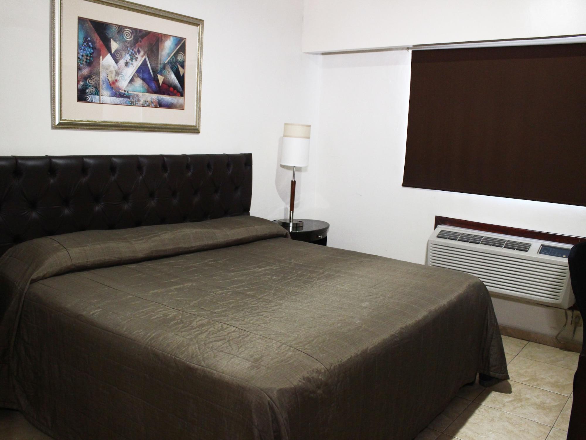 America Centro Hotel 3*