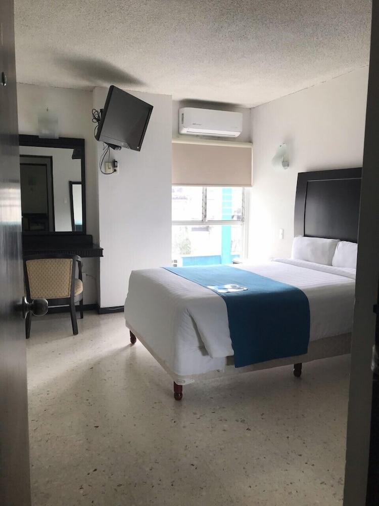 Hotel Ros Gaud