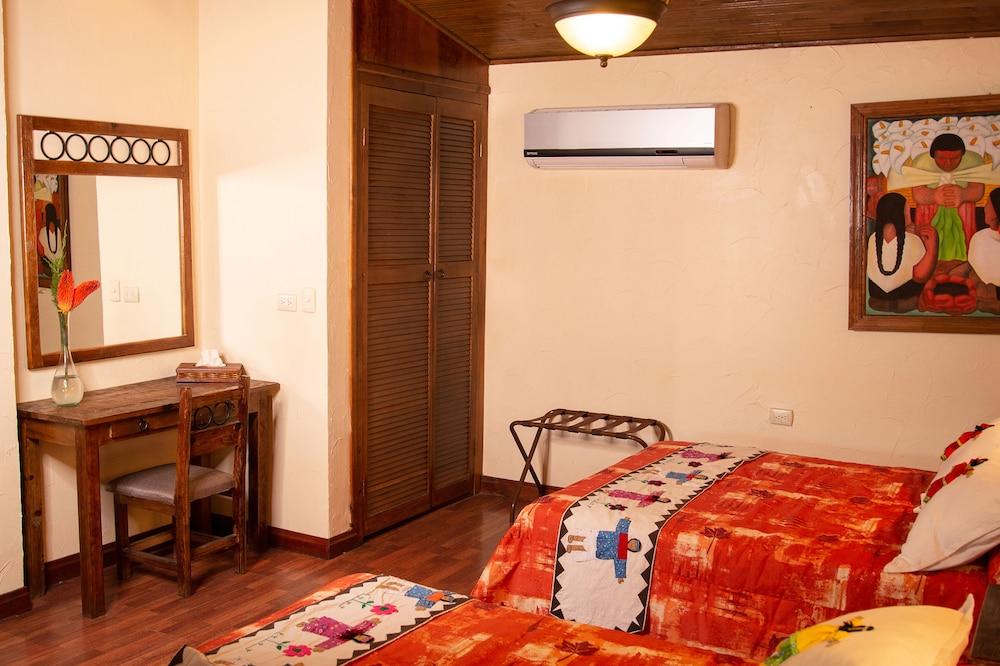 Mexicana Mountain Hotel