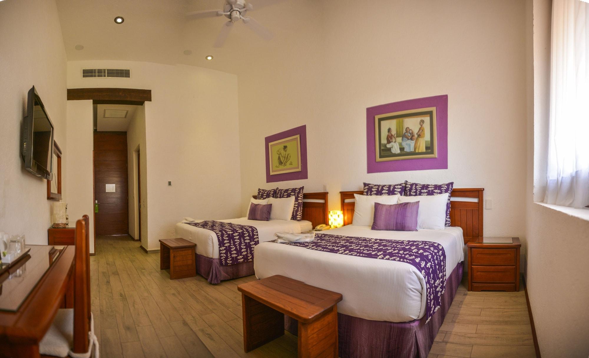 Radisson 4* Cuernavaca