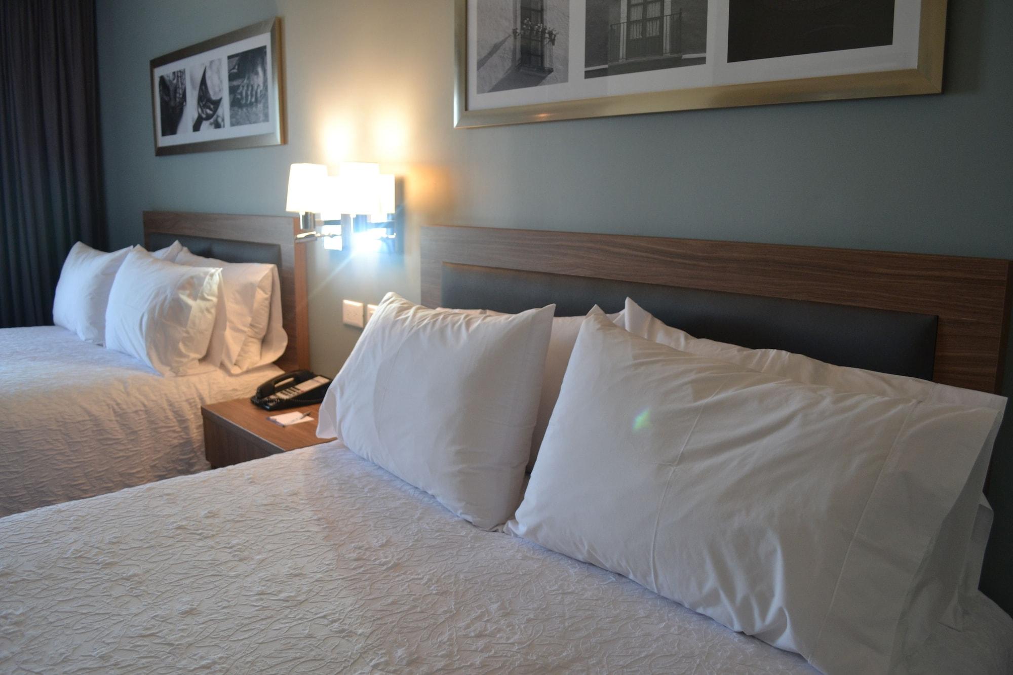 Hampton & Suites By Hilton Bajio Hotel 3*