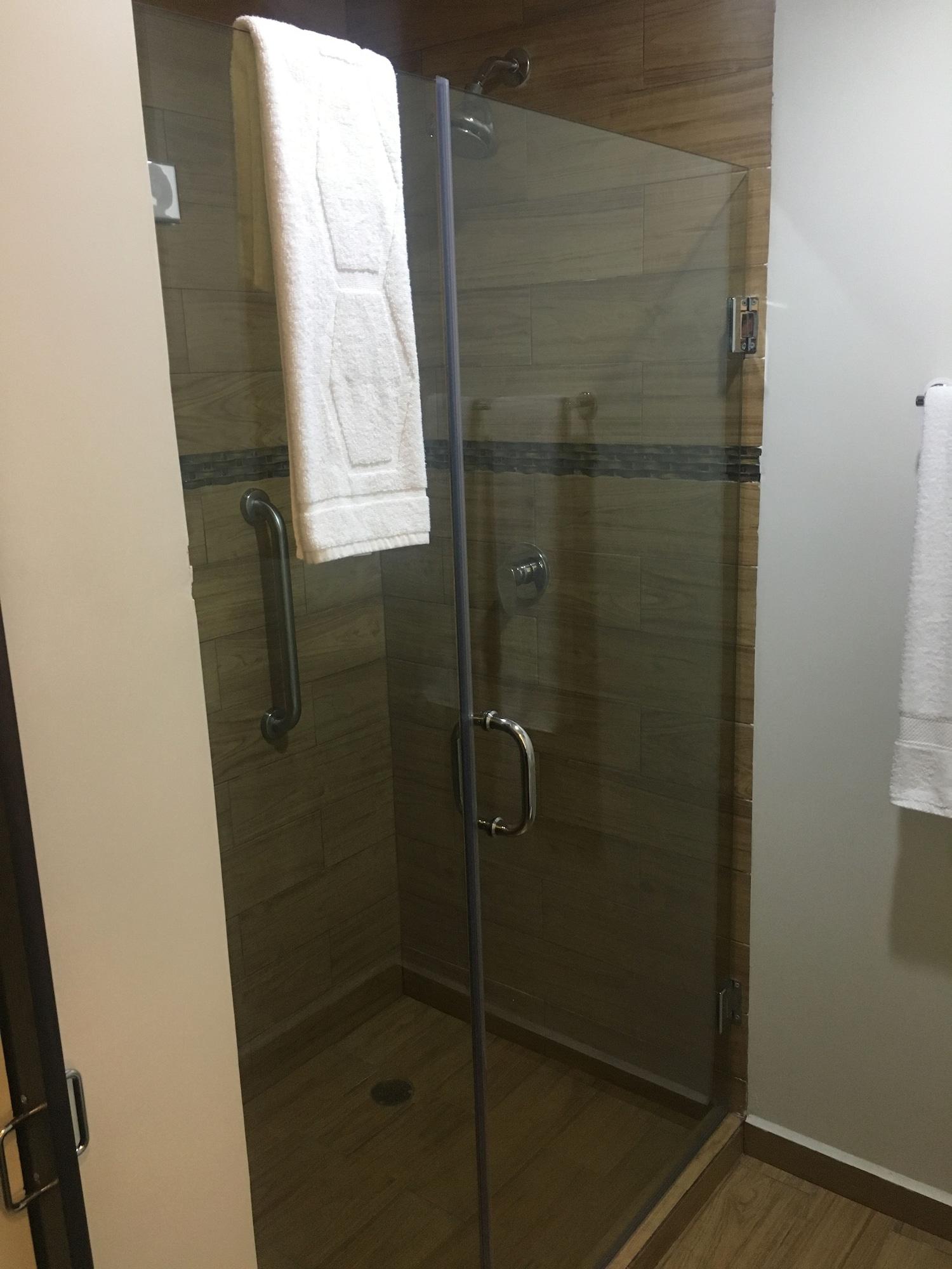 Hampton & Suites By Hilton Bajio Salamanca