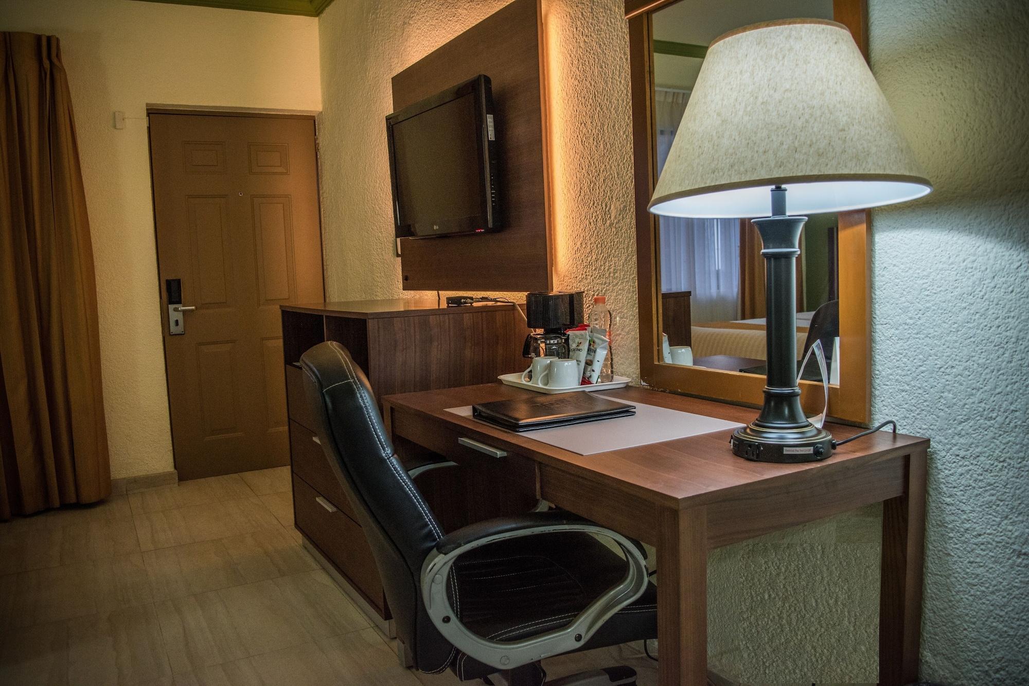 Quality Inn 4*