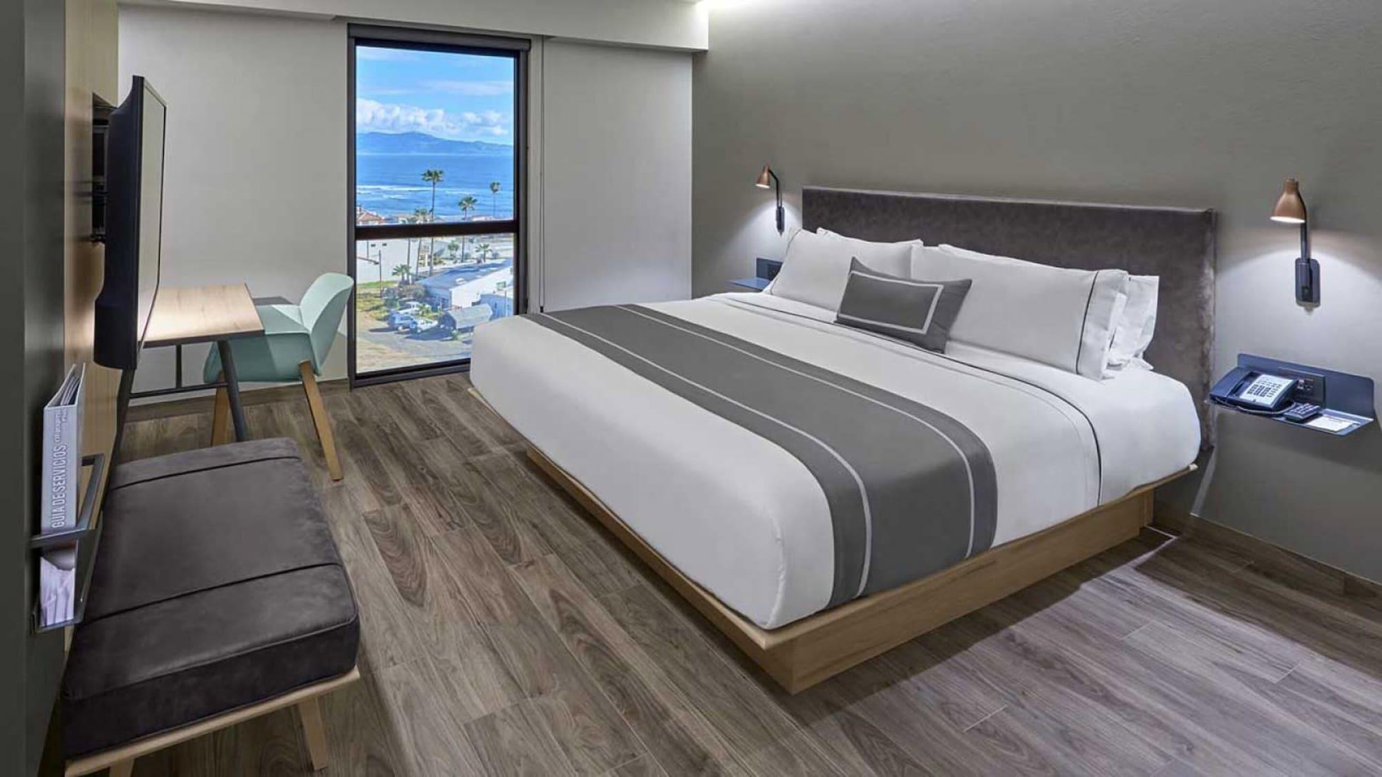 Express By Marriott Hotel 4*