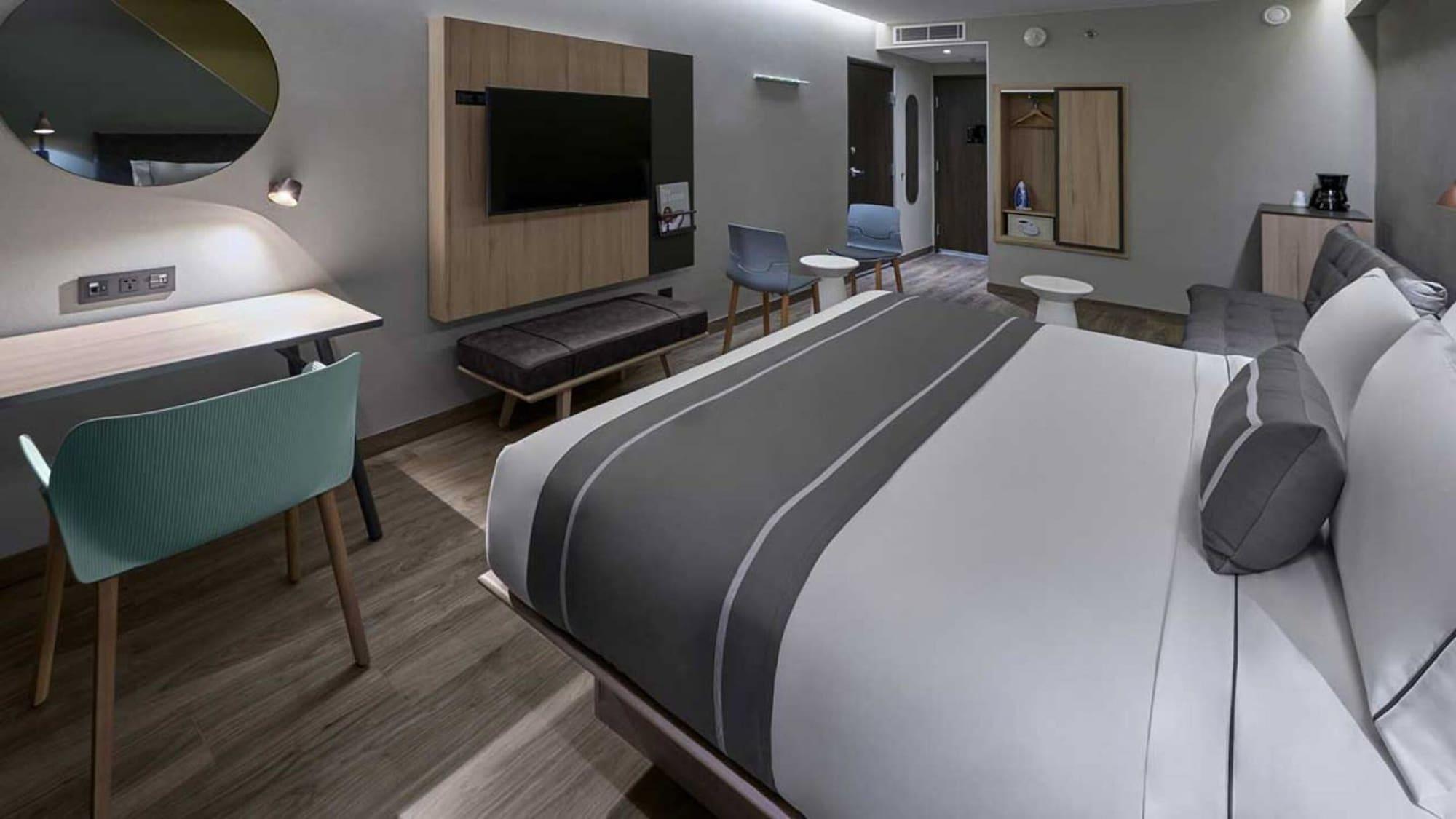 Express By Marriott Hotel 4*