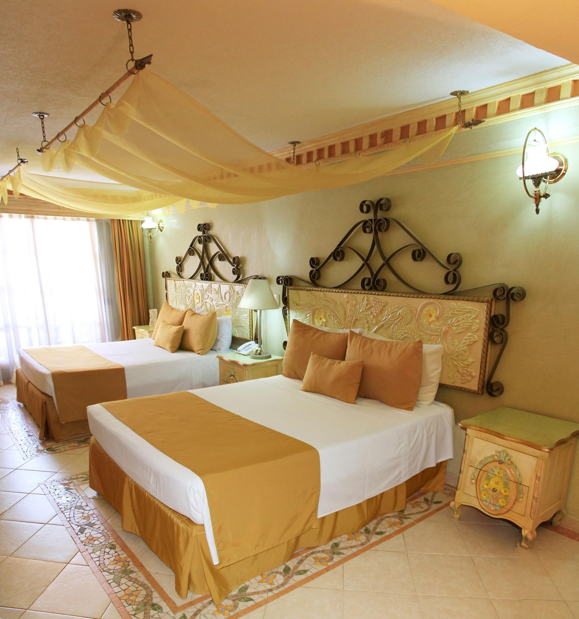 Hotel Margaritas Plaza Cristal