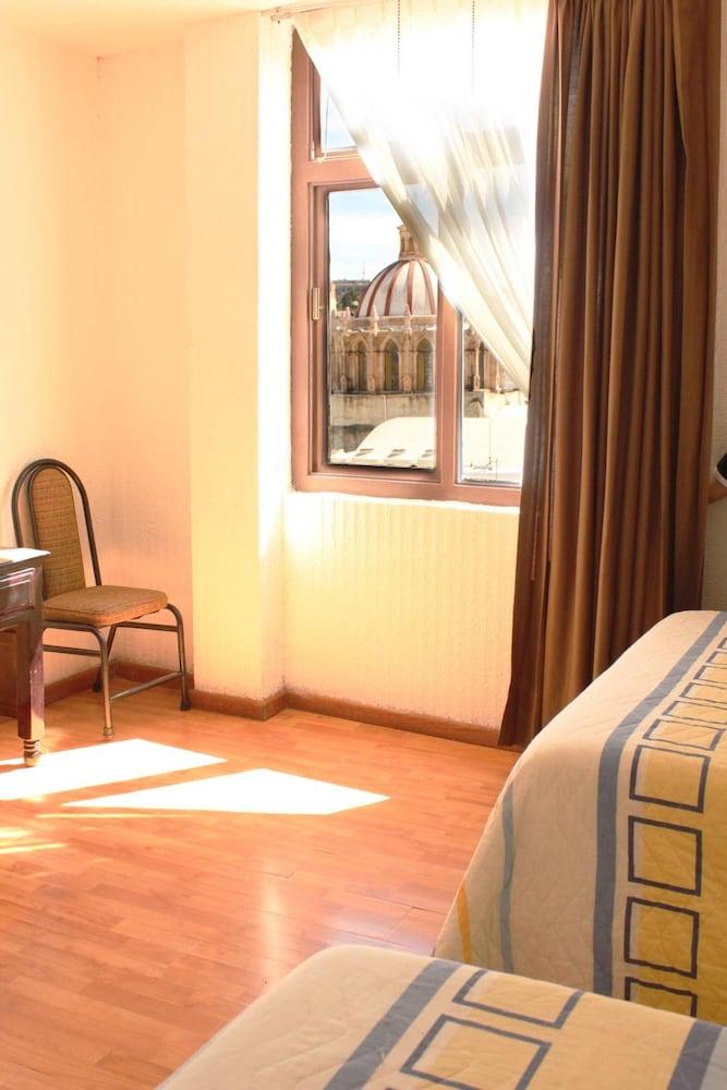 Maria Benita Hotel 4*