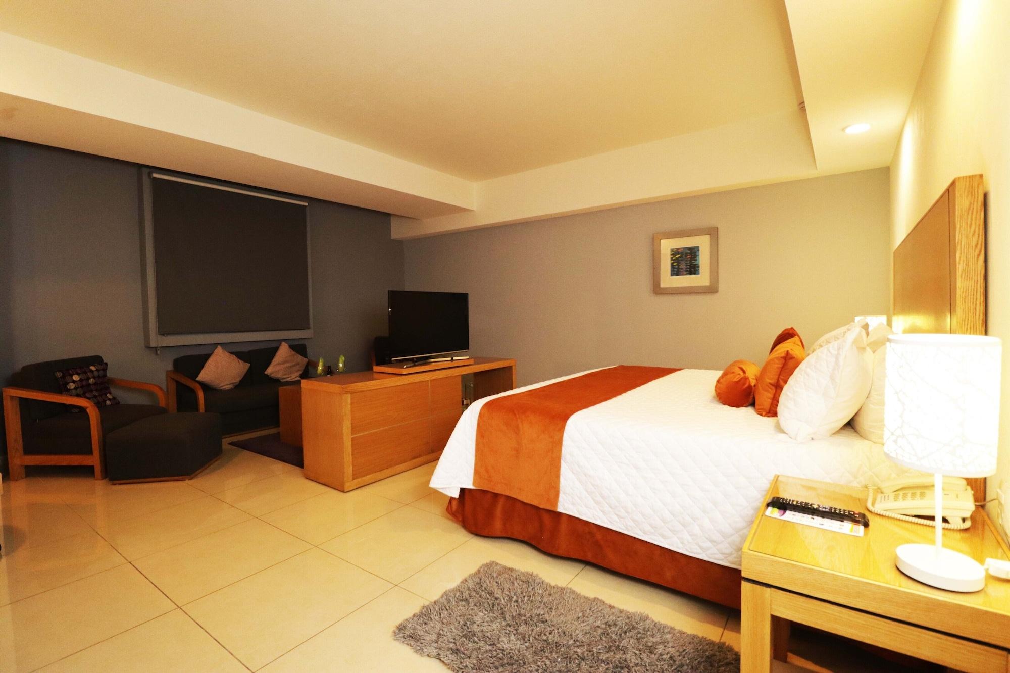 Hb Hotel 4*